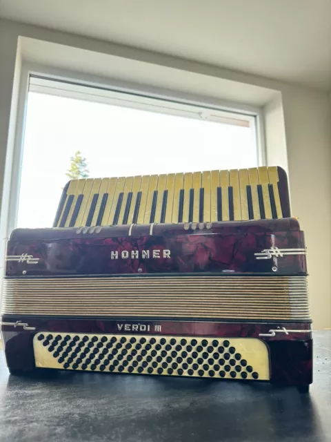 Hohner Verdi iii 3 Akkordeon Rot mit Koffer