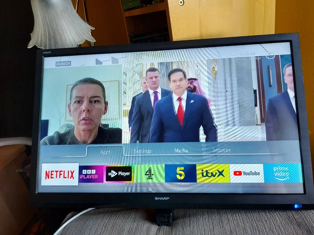 SHARP AQUOS 24BC0K 24" Widescreen LED Smart TV , USB Black (NO STAND) £ ...