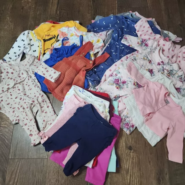 33 pc LOT Infant Baby Girl Clothes 0-3 months  Fall/Winter/Christmas