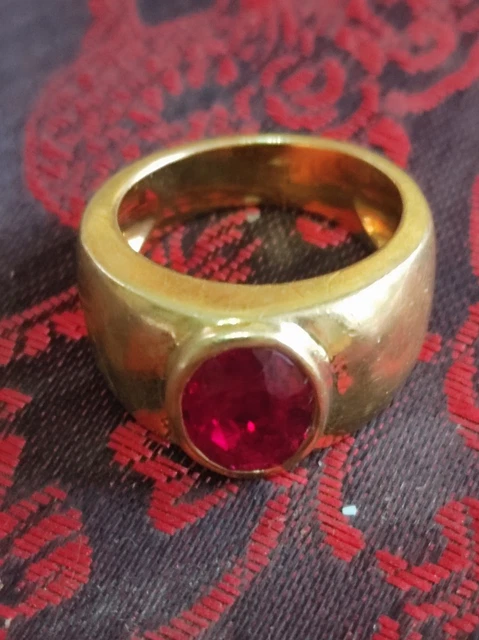 Bague En Or Jaune 18 Carats Avec Rubis De Synthèse - Taille 48 - Poinçon Tête D'aigle - Occasion Repolie