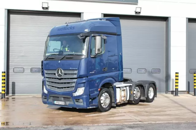 2016 (66) Mercedes-Benz Actros 2548 6X2 Tractor Unit (Euro 6)