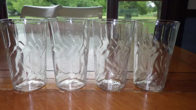 Gafas de jugo de vidrio transparente con diseño Chevron en relieve 4 5 oz fondo plano