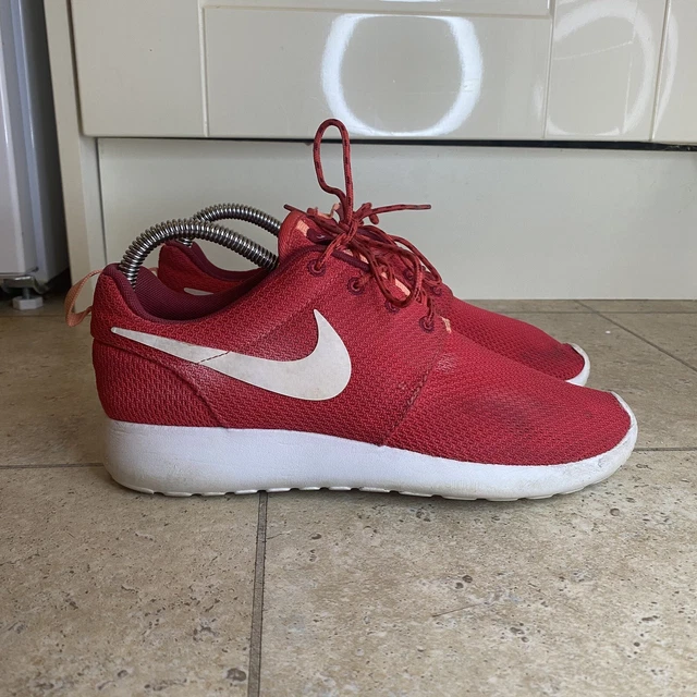 red mesh nike shoes