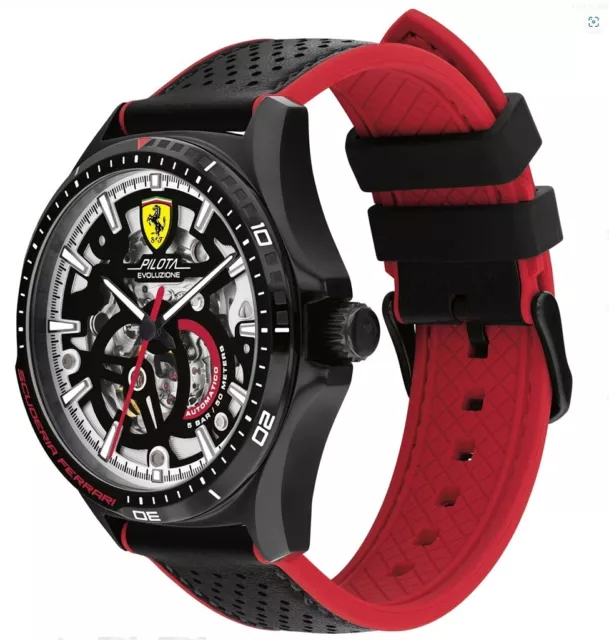 Montre Scuderia Ferrari Automatique Squeletté Pilote Evo Bracelet en Cuir