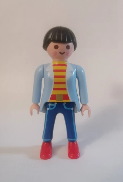 Lot Playmobil - Maison Transportable, Voiture, Scooter, Rampe De Skate
