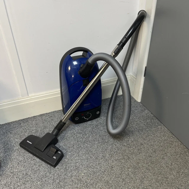 Miele Electronic S312i Blue Cylinder Vacuum Cleaner 1500W | UK