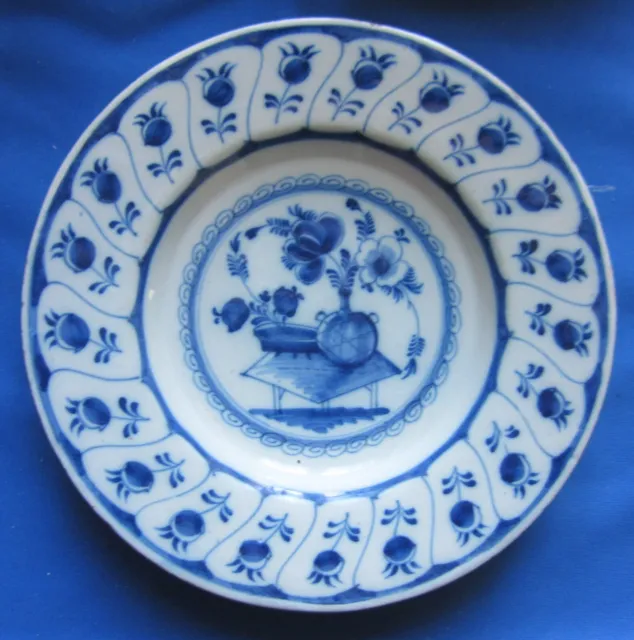Antique Delft plate  - 18th century