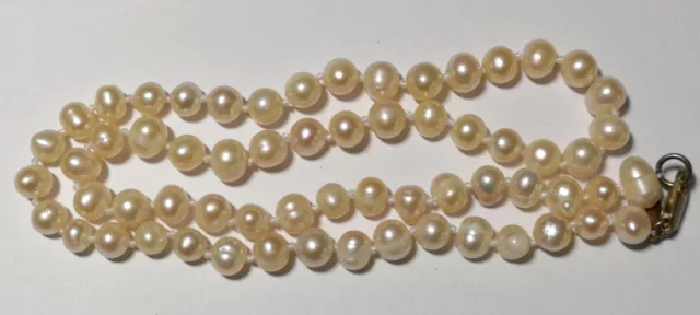 VINTAGE CHOKER. BAROQUE PEARLS AND GOLDEN SILVER. SPAIN. 60s