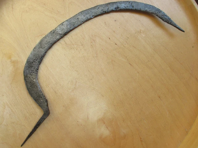 18-19 th century old antique primitive wrought iron hand sickle.