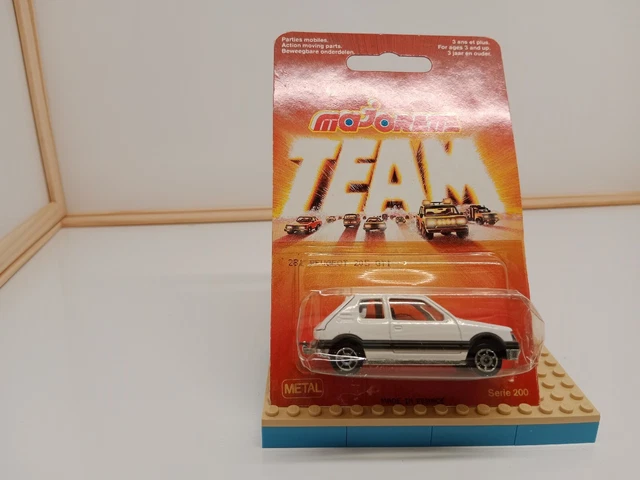 MAJORETTE Série 300 – Peugeot 205 Cab + Remorque Camping – Sous Blister, Made In France