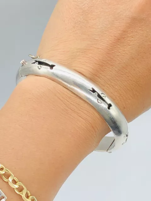 Vtg Mexican Taxco Sterling Silver .925 Cut-Out Fish Open Bangle 24.7g - 2.5”