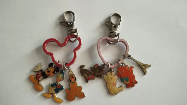 2 Porte-clés DISNEY Disneyland Mickey Donald Les ARISTOCHATS Keychain vintage