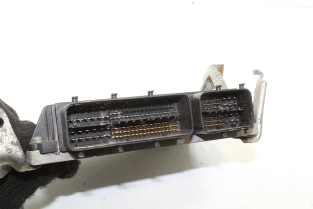 UNITÉ DE COMMANDE moteur originale Toyota 89661-05D30 8966105D30 EUR 23