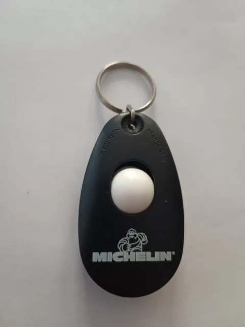 Rare Porte-clés BOURBON Automobile Jeton Caddie Bibendum Michelin Bourbon 1993