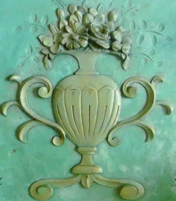 Trumeau/Panneau décoratif en bois sculpté laqué vert d'époque 1920/1940.