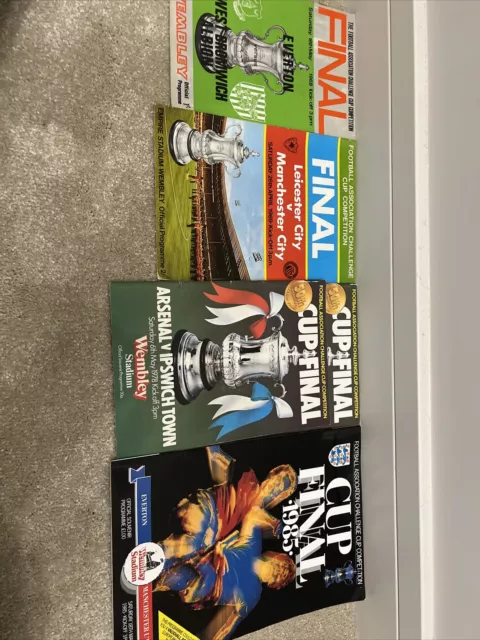 5 x FA CUP FINAL Football Programmes 1968- 1985