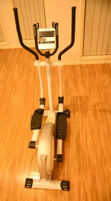 Horizon Elliptical Trainer - very good condition