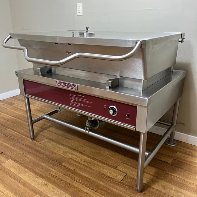 Used Crown 40 Gallon Electric Auto Tilt Skillet ELTS-40 Very Clean