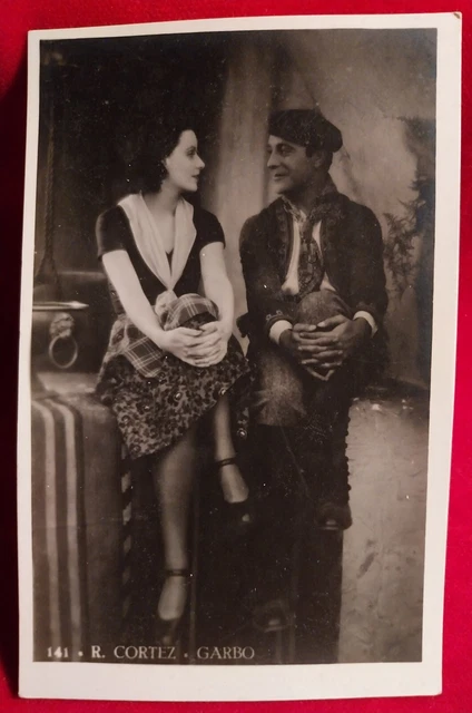 Cartolina Attori    Ricardo  Cortez  E  Greta  Garbo