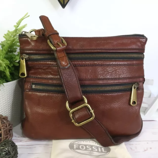FOSSIL "Explorer" Bag Crossbody Messenger Brown Leather ~ with Dust Bag