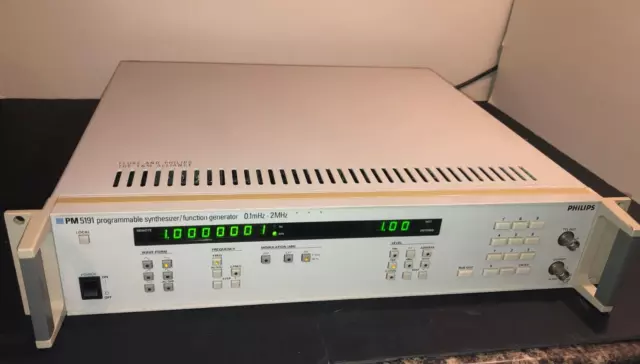 Philips PM5191 Programable Function Generator 0.1 - 2Mhz