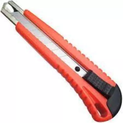 CUTTER 18mm CON BLOCCO LAMA