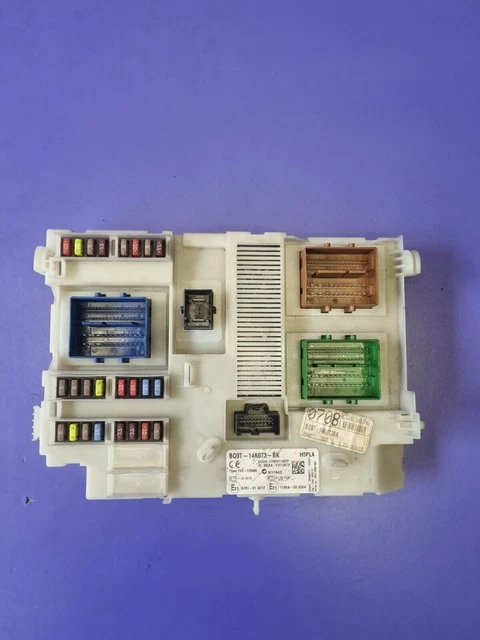 Boîte à Fusibles Renault Clio 3 / Modus - Référence 356229C (UPC) - Bleu Violet, 20A - Occasion Fonctionnelle