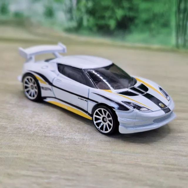 Hot Wheels Lotus Evora GT4 Druckguss Modellauto 1/64 (13) Top Zustand