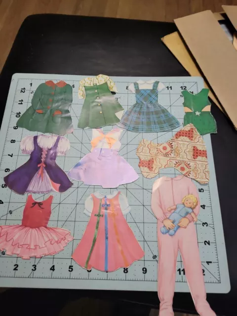 1960 MILTON BRADLEY "MAGIC MARY" A MAGNETIC PAPER DOLL w/ DRESSER ORIG. ENVELOPE