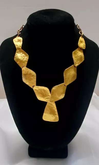 VTG KJL Kenneth Jay Lane signed Goldtone Hammered Triangles 18" Choker Necklace