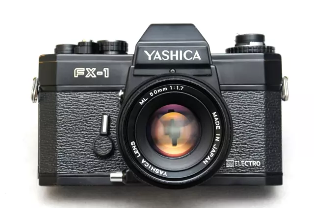 YASHICA FX-1 Black mit Yashica ML 50mm 1:1.7