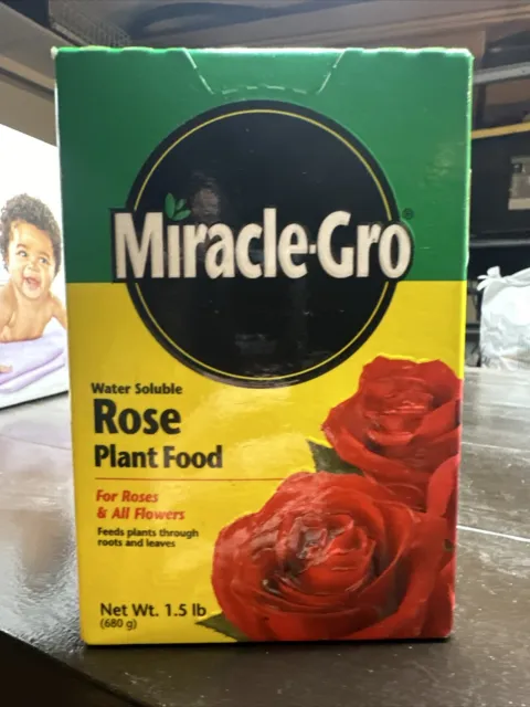 Alimento vegetal en polvo Miracle-Gro 1,5 lb. Alimentos para plantas solubles en agua