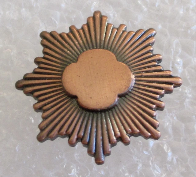 VINTAGE GIRL SCOUT Bronze Award Pin Girl Scouts of America GSA 14.99