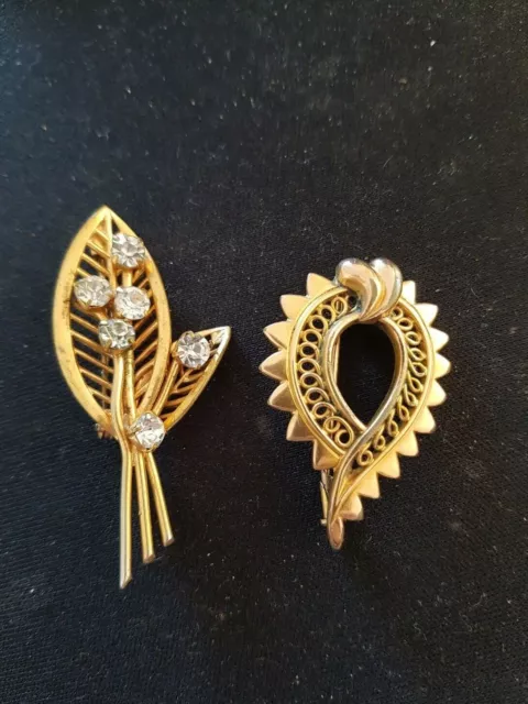 2 broches anciennes plaqué or