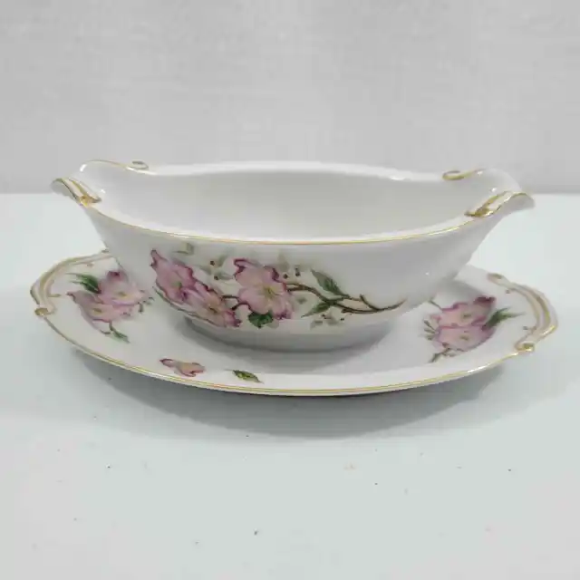 Imperial China Vintage Japan Gravy Bowl With Attached Underplate 12324-1TClo