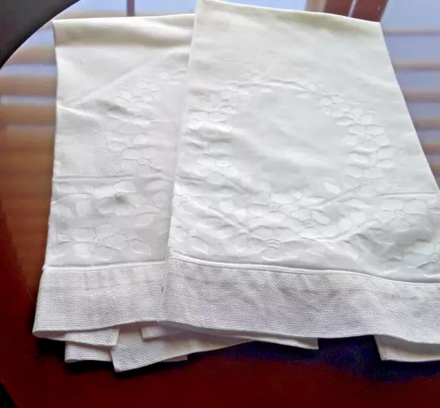Pair VIntage White Linen Huck Hand Towels with Damask Pattern