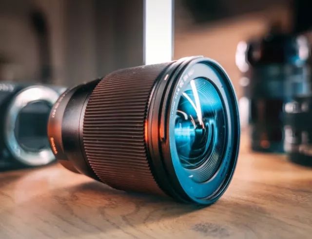 Sigma 16mm f/1.4 DC DN Contemporary Lens for Sony E-Mount