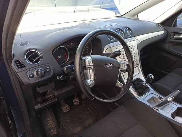 Tableau de bord ford s-max 2.0 tdci (140 cv) 2006 102537