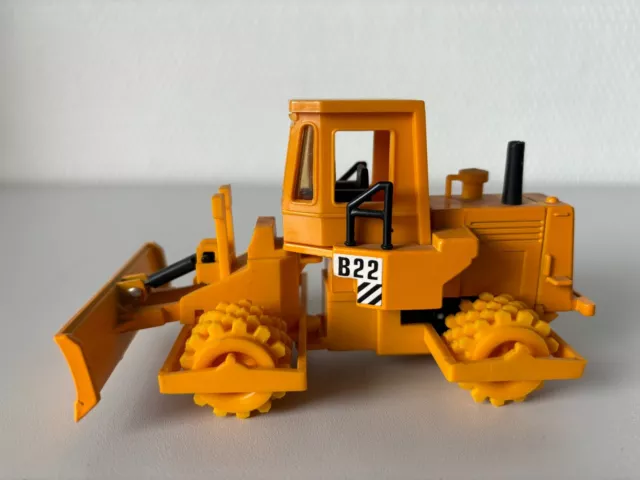 Compactor B22  1:64  neuwertig