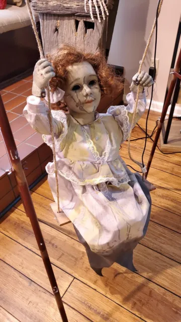 Spirit Halloween Swinging Sally 2018 Animatronic Horror Prop!