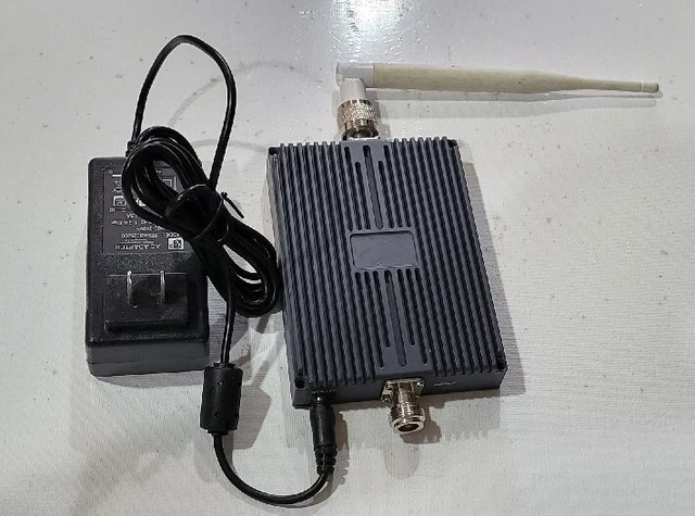 Verizon PTE-L70VC 700Mhz Signal Booster