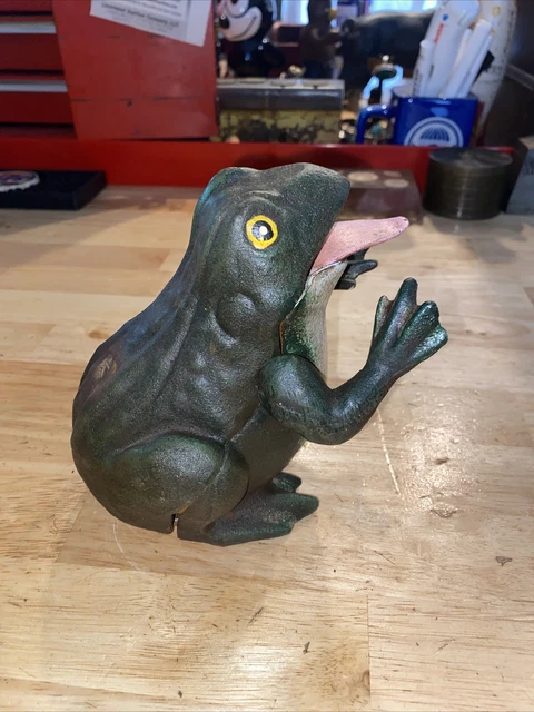 Toad Frog Mechanical Piggy Bank Patina Cast Iron Lizard Reptile Collector 3+ LBS