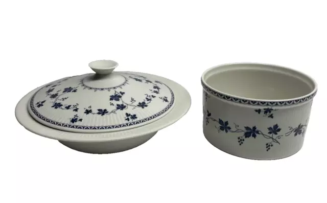 Royal Doulton Yorktown Lidded Casserole with a Baking Dish ( A7)