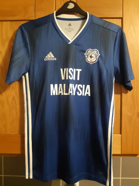 Cardiff City Fc small adult home football shirt.  2019 season.