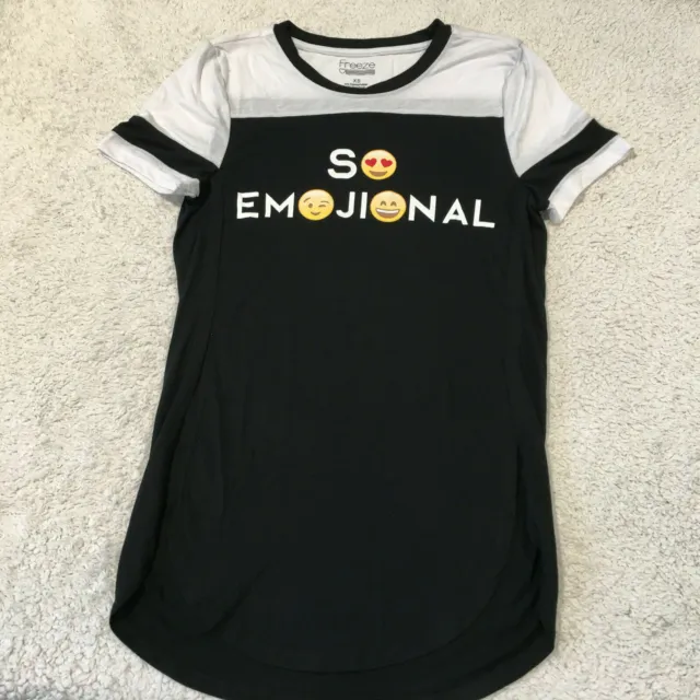 Freeze Brand So Emojinal Graphic Black White TShirt, Junior's Sz XS