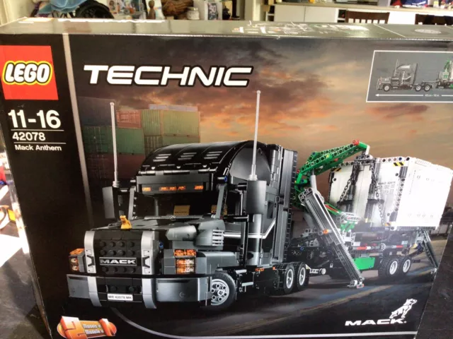 LEGO TECHNIC: Mack Anthem (42078)