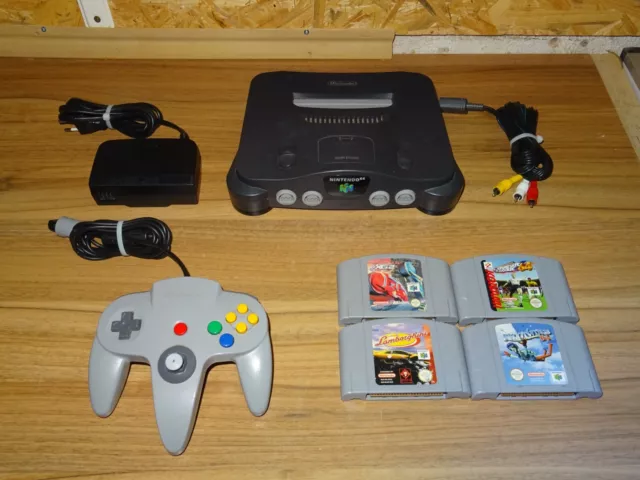 Nintendo 64 Konsole + Controller + 4x Spiele