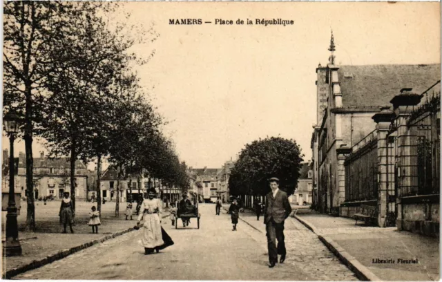 CPA MAMERS - Place de la République (112281)