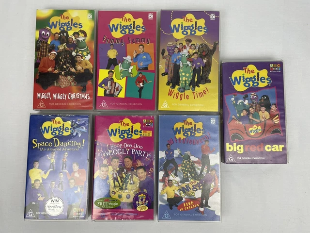7x The Wiggles VHS Tapes - Wiggly, Wiggly Christmas, Yummy Yummy & More!