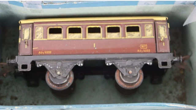 HORNBY WAGON VOYAGEURS TÔLE LITHOGRAPHIÉE ÉCHELLE O 1938